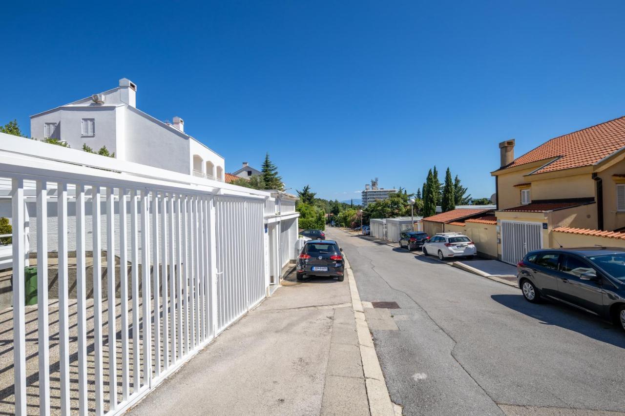 Casa Bianca Apartman Dramalj Eksteriør bilde